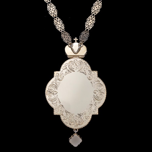 2.7.1169нп-1/97нп Панагия серебряная 925 пробы с фрагментарной позолотой и натуральными камнями фото 2