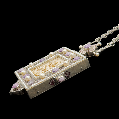 2.7.2076нргэ-14/132р Панагия из серебра 925 пробы в позолоте с иконой из бивня мамонта фото 5