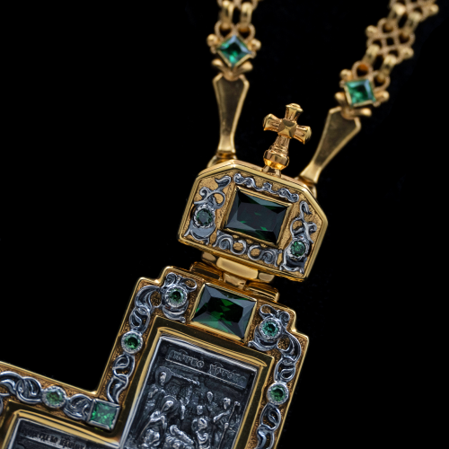 2.10.0177пр/52п Крест наперсный из серебра 925 пробы в позолоте фото 4