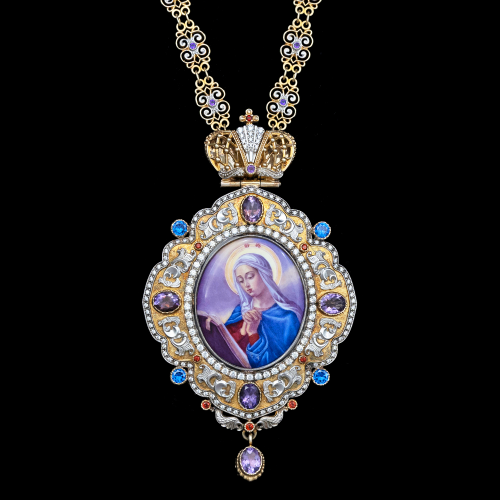 2.7.1137нп-1/97нп Панагия серебряная 925 пробы с фрагментарной позолотой и натуральными камнями